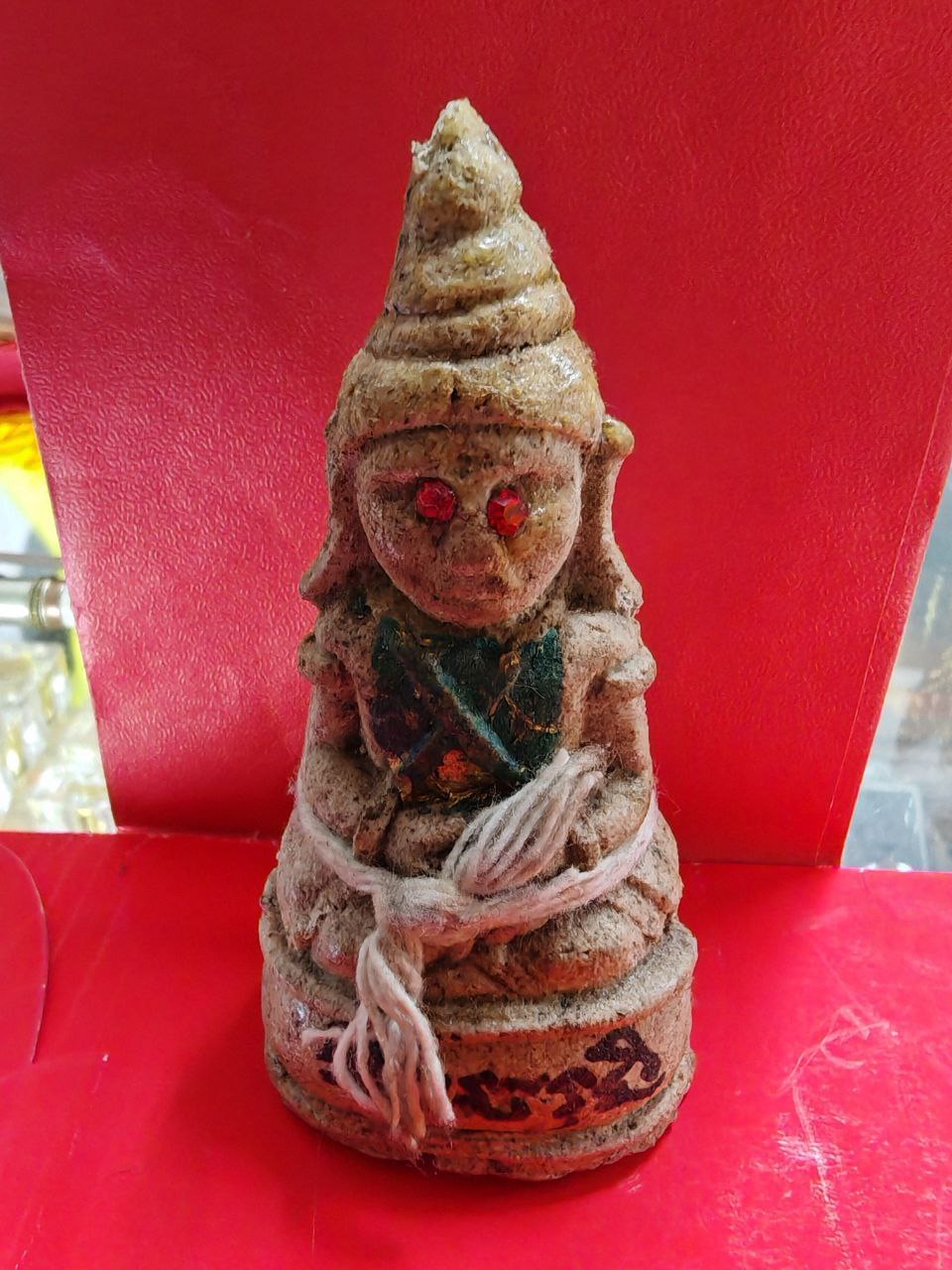 红眼异性法王帕婴 phra ngan