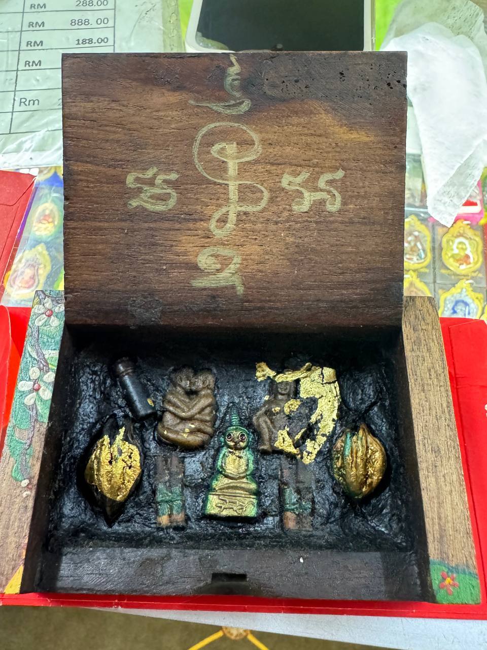 龙婆添 LP Tim Pandora Box